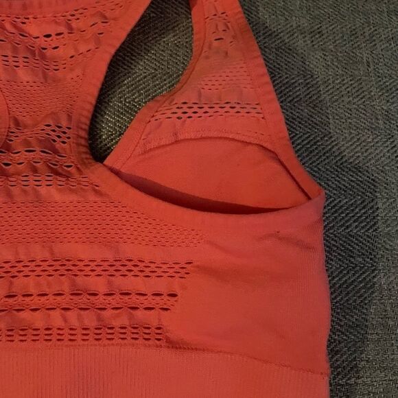 Coral Sports Women Bra - Size Medium - Picture 4 of 9